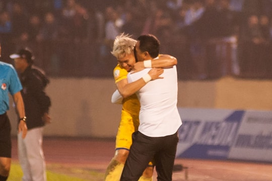 Phi Sơn chính thức chia tay Sông Lam Nghệ An