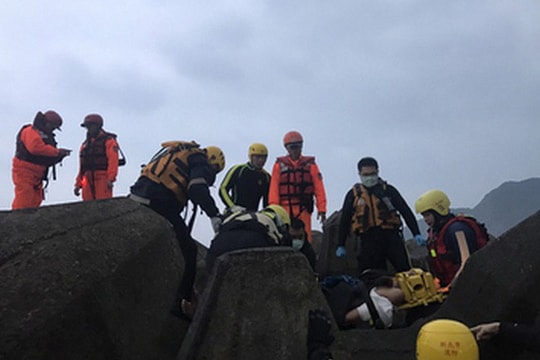 Chìm tàu ở Đài Loan, một thuyền viên Việt Nam mất tích