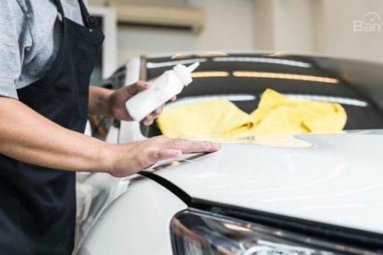 Tuyệt chiêu bảo vệ sơn xe ô tô màu trắng