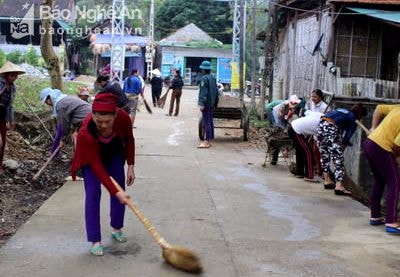 Bản vùng cao ở Nghệ An - Phạt 100.000 đồng/1 lần nếu đổ rác sai quy định