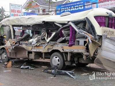 Nghệ An: 11 tháng, hơn 270 vụ tai nạn giao thông nghiêm trọng