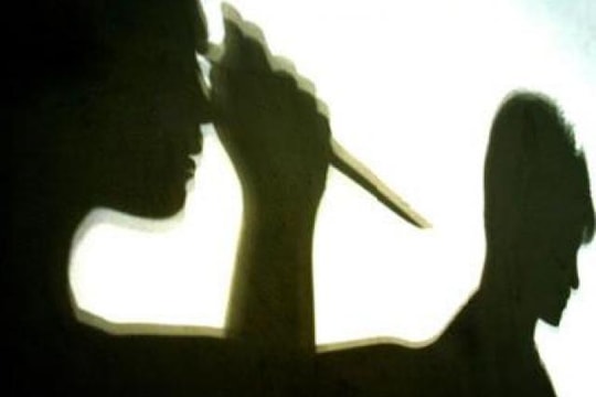 Tranh luận bài hát hay dở, một người bị đâm chết