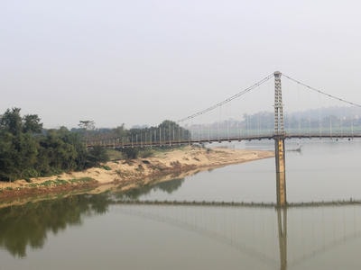 Bàng hoàng đau xót tiễn đưa hai nữ sinh Nghệ An tự vẫn dưới cầu Dùng