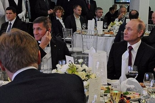 Thương vụ 1.000 tỷ USD khiến cố vấn an ninh ông Trump mất chức?