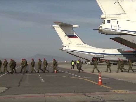 Nga đón quân nhân từ Syria trở về