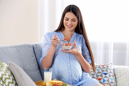 Dinh dưỡng vàng phát triển tối ưu não bộ trong những năm tháng đầu đời