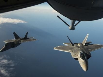 Chuyên gia Mỹ khoét thêm nỗi đau sau vụ F-22 bỏ chạy