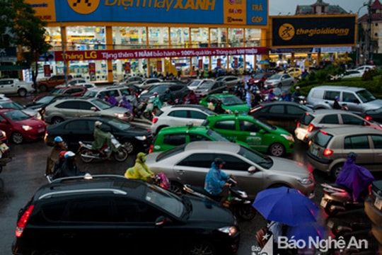 Nghệ An: Năm 2017 đăng ký mới trên 7.000 ô tô