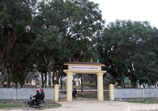 Lo ngại cho ngôi trường 20 năm nằm trên kho thuốc trừ sâu