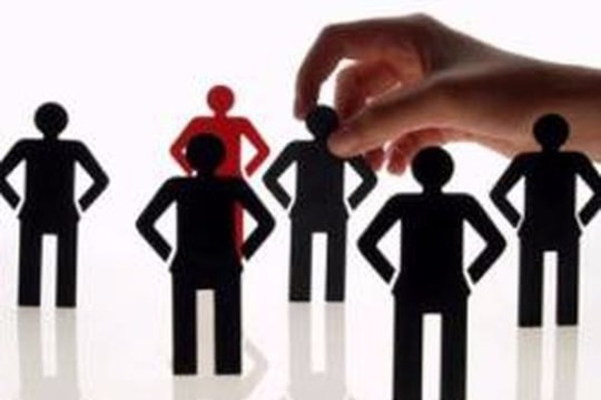 Bộ Nội vụ làm gì để 'giảm béo' bộ máy?