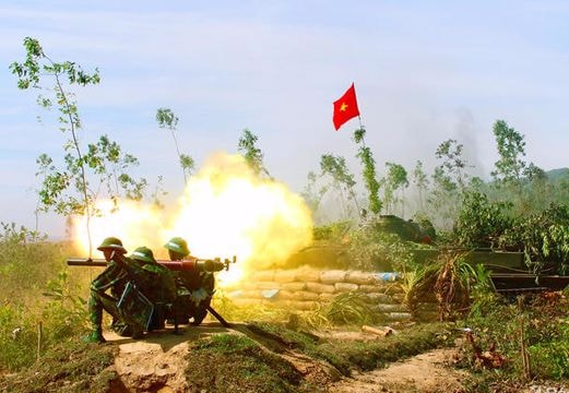 Xây dựng nền quốc phòng toàn dân gắn với thế trận an ninh nhân dân vững chắc