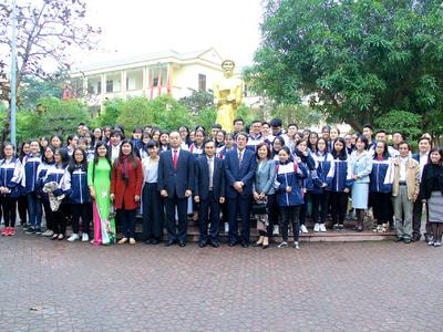 Đại sứ Nhật thăm trường THPT nổi tiếng nhất xứ Nghệ