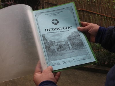 'Quyền lực' hương ước bản Boong