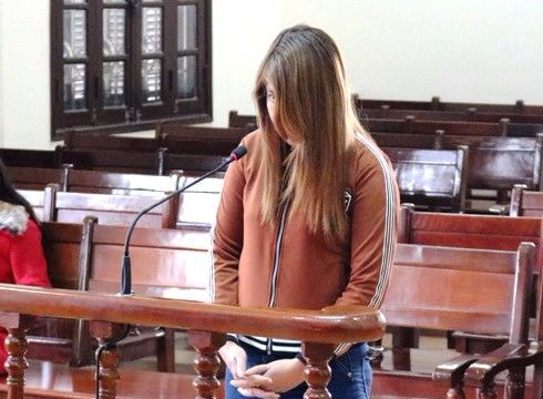 Thiếu nữ bị bán vào nhà chứa với giá 8 triệu đồng