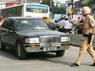 Ô tô hết hạn sử dụng vẫn lưu hành sẽ bị phạt từ 4 - 6 triệu đồng