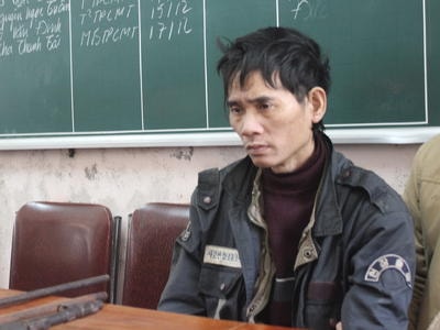 Cựu giáo viên trốn 2 án truy nã bị bắt