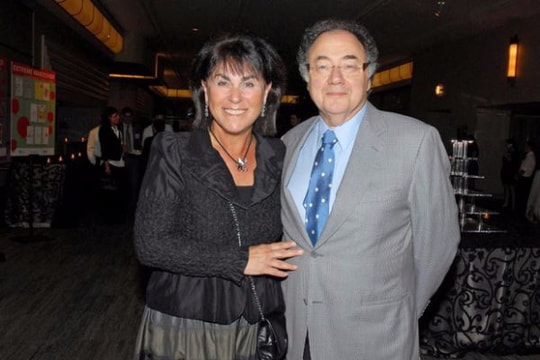 Vợ chồng tỉ phú Canada chết vì bị siết cổ