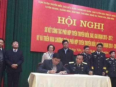 Ban Tuyên giáo Tỉnh ủy ký và triển khai chương trình phối hợp biển đảo