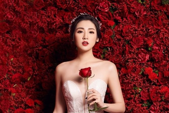 Ngắm váy cưới đính 6.000 viên pha lê