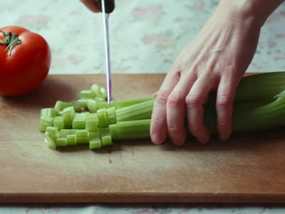 10 thực phẩm cung cấp nước cho da vào mùa lạnh