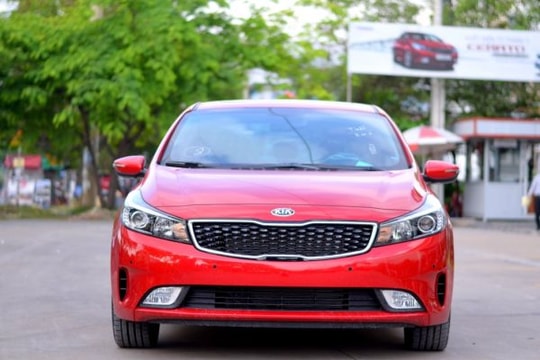 8 mẫu ô tô tầm giá 600 triệu ở Việt Nam