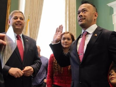 Người gốc Việt trở thành thượng nghị sĩ bang Massachusetts