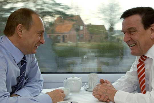 Cựu Thủ tướng Đức nói về tình bạn với Vladimir Putin