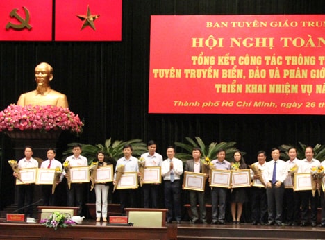 Đẩy mạnh tuyên truyền thông tin đối ngoại, biển, đảo và phân giới, cắm mốc