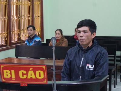 Lĩnh 6 tháng tù treo vì nhận chở thuê hơn 2,5m3 gỗ lậu