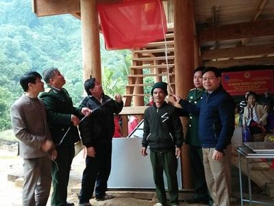 Trao nhà Nghĩa tình đồng đội cho CCB nghèo