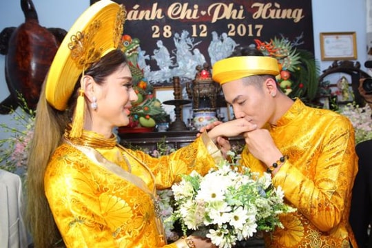 Lâm Khánh Chi rạng rỡ hạnh phúc trong ngày vu quy