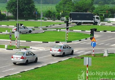 Nghệ An cấp mới trên 72.000 giấy phép lái xe