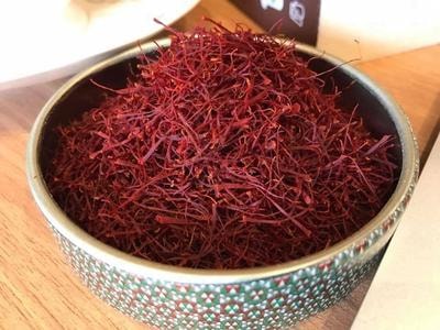 Tiết lộ đáng sợ: 'Vàng đỏ' nhụy hoa nghệ tây 650 triệu đồng/kg làm giả từ bột nghệ và hóa chất