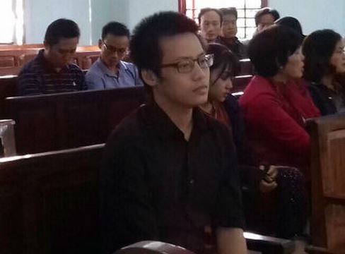 Giám đốc giả chữ ký tướng cảnh sát lừa tiền tỷ