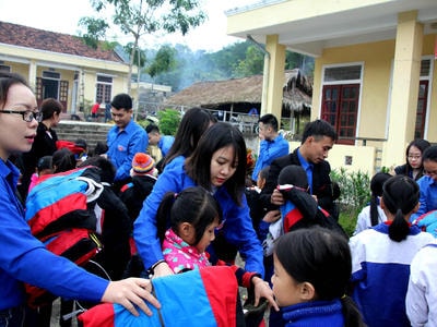 Quan tâm tổ chức Tết Nguyên đán năm 2018 vui tươi, an toàn, tiết kiệm