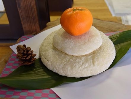 Ăn bánh gạo nếp, 2 người chết nghẹn