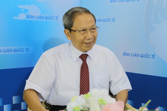 Thiếu tướng Lê Văn Cương: Cắt viện trợ cho Pakistan, Mỹ tự “gậy ông đập lưng ông“