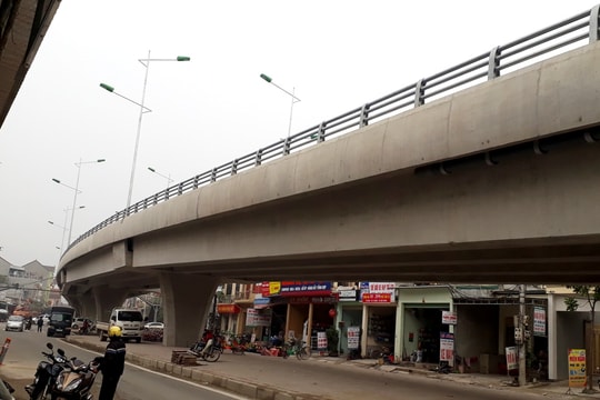 Cầu vượt ngã tư 371 tỷ đồng ở Nghệ An đã thông tuyến