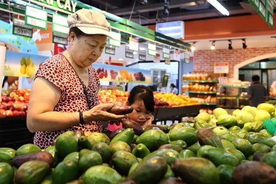 Tăng thuế VAT: Cả triệu người ảnh hưởng, Bộ Tài chính “lùi 1 bước“