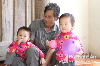 Những đứa trẻ lai  nơi miền Tây Nghệ An