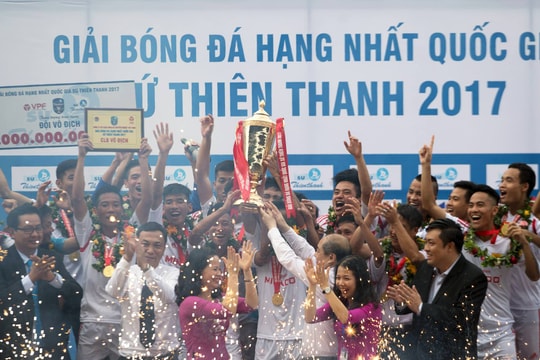 CLB Nam Định trước nguy cơ không được dự V.League 2018