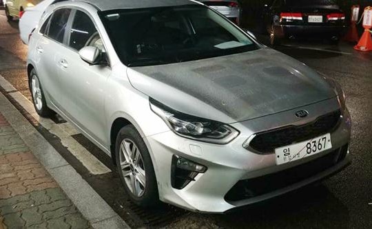 Lộ diện những hình ảnh đầu tiên về Kia Cerato 2018
