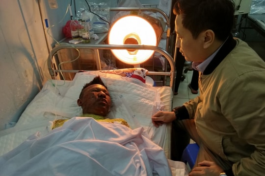 Tình thầy trò, tình bạn xúc động sau vụ nổ lớn khiến nam sinh bị thương nặng