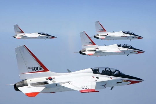 Thái Lan vừa sở hữu máy bay huấn luyện tốt nhất thế giới