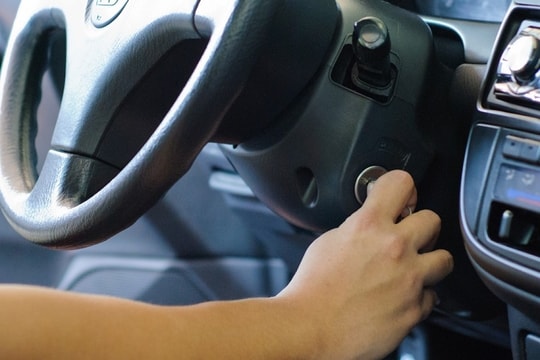 8 cách đơn giản giúp xe ô tô dễ khởi động trong mùa đông