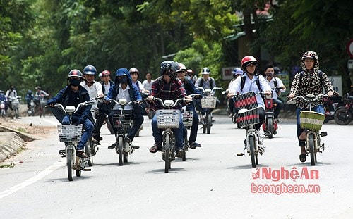  Kiên quyết bài trừ tệ nạn xã hội, đảm bảo an ninh trong trường học