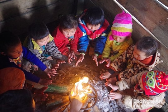 Thời tiết ngày 12/1: Bắc và Nam bộ hửng nắng, Trung bộ mưa rét