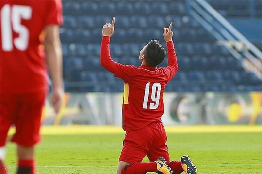 Quang Hải vào tốp 'Vua phá lưới', đi vào lịch sử Bóng đá Việt Nam