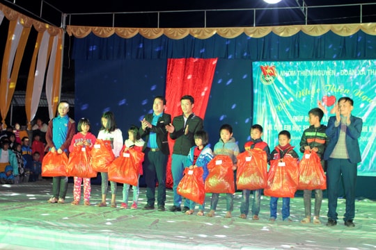 Đêm nhạc thiện nguyện giúp đỡ bệnh nhân ung thư máu