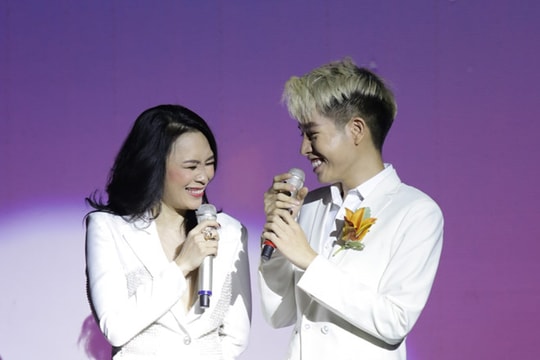 Cô trò Mỹ Tâm - Đức Phúc song ca trong 'Tháng năm rực rỡ'
